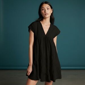 ❤️ Anthropologie x Maeve Juliet Black Tiered Sheer Overlay Tunic Dress